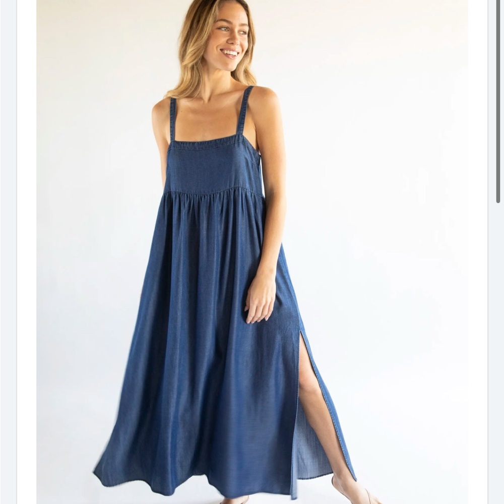Elegant Denim Maxi Dress